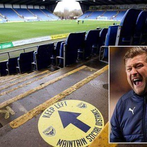 开云体育官网-球员违规集会怎么罚？牛津联重拳出击：停赛+开除